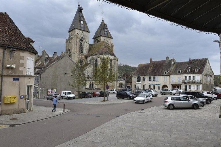 Gite De La Gare Varzy Luaran gambar